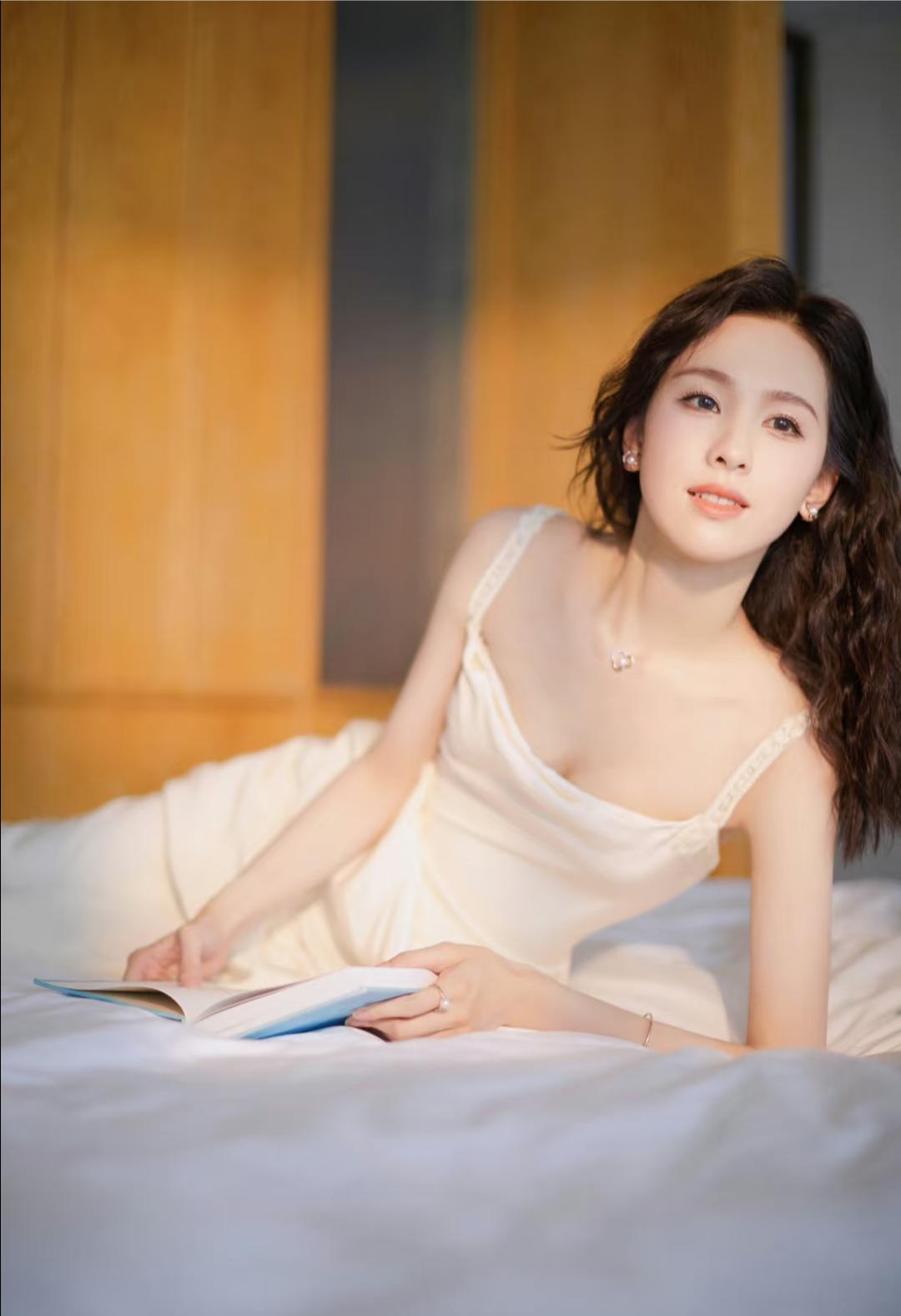 677cb7804b1d477e8acd8484cb7959ba~tplv-tt-origin-web_gif.jpg