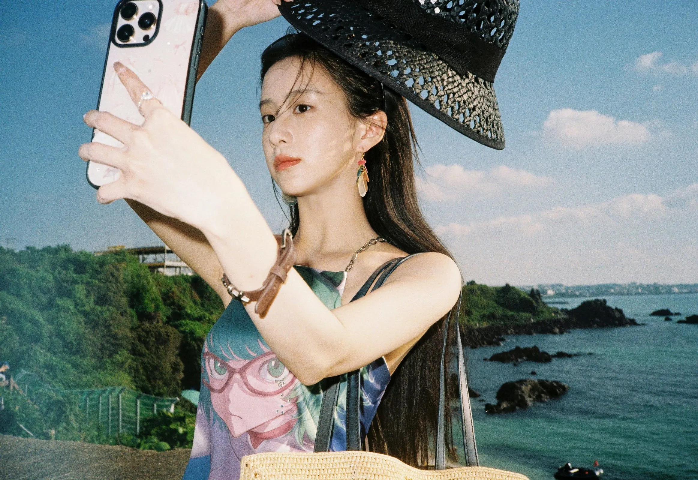 4f31c99a77274837b865f3e8bba2f9f5~tplv-tt-origin-web_gif.jpg